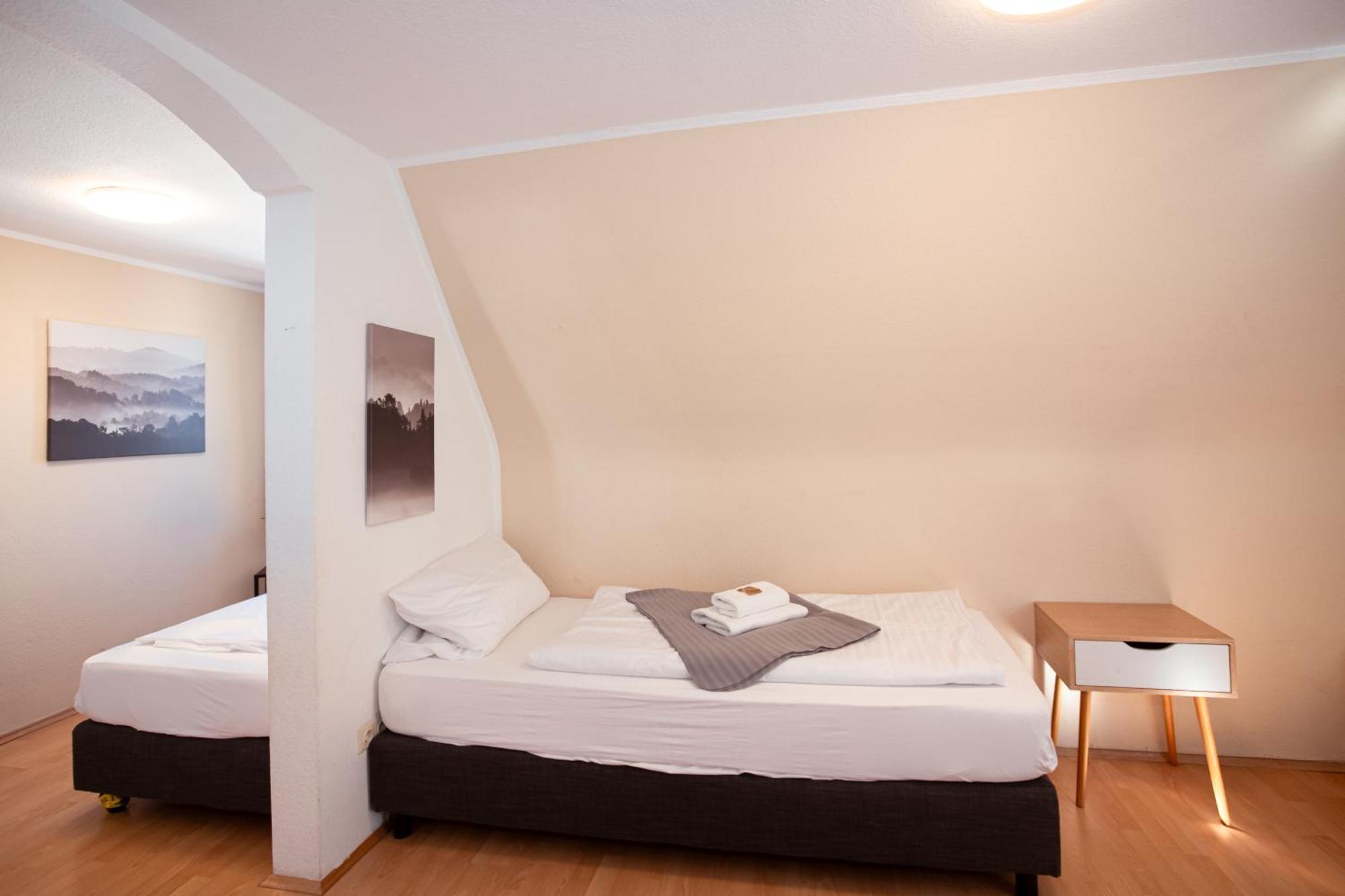 Haus99 Budget Pension & Apartments Fuerth Exterior photo